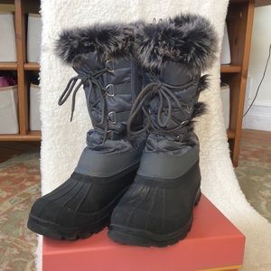 3M Thinsulate Boots size 9 Grey/Black